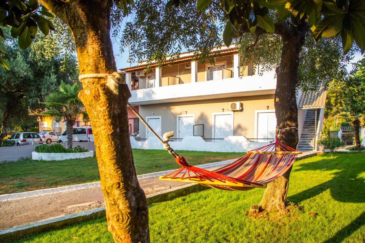 The Lake Apartments Kommeno  Ngoại thất bức ảnh
